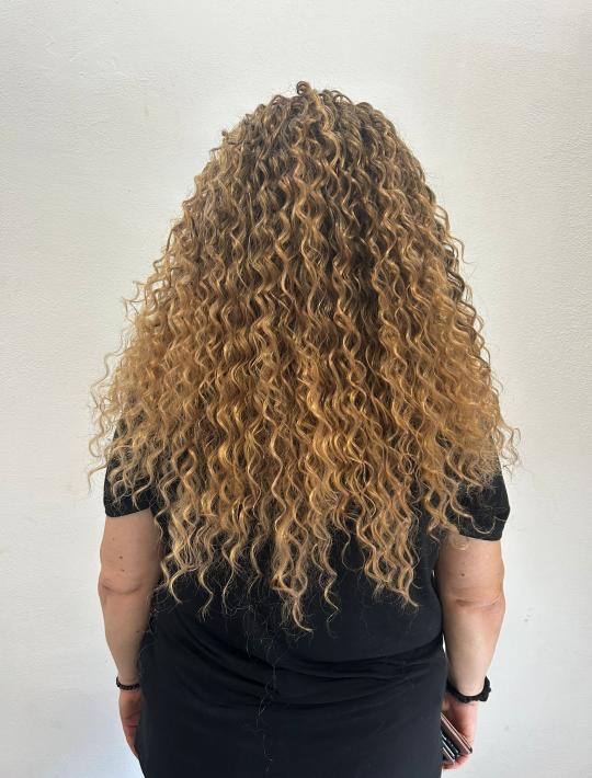 Jacky Hair Style Hair Salon